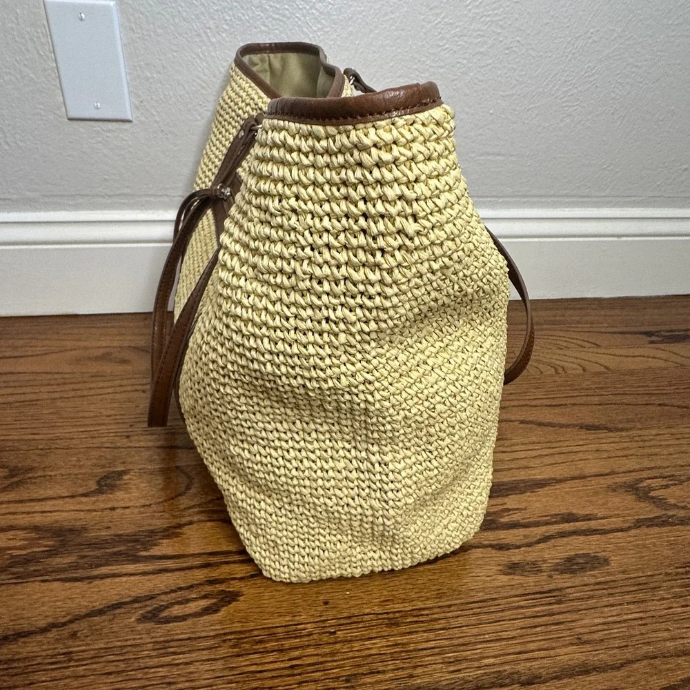 Banana Republic Woven Straw Tote Bag Brown Trim Large Beach Shoulder Bag Tan